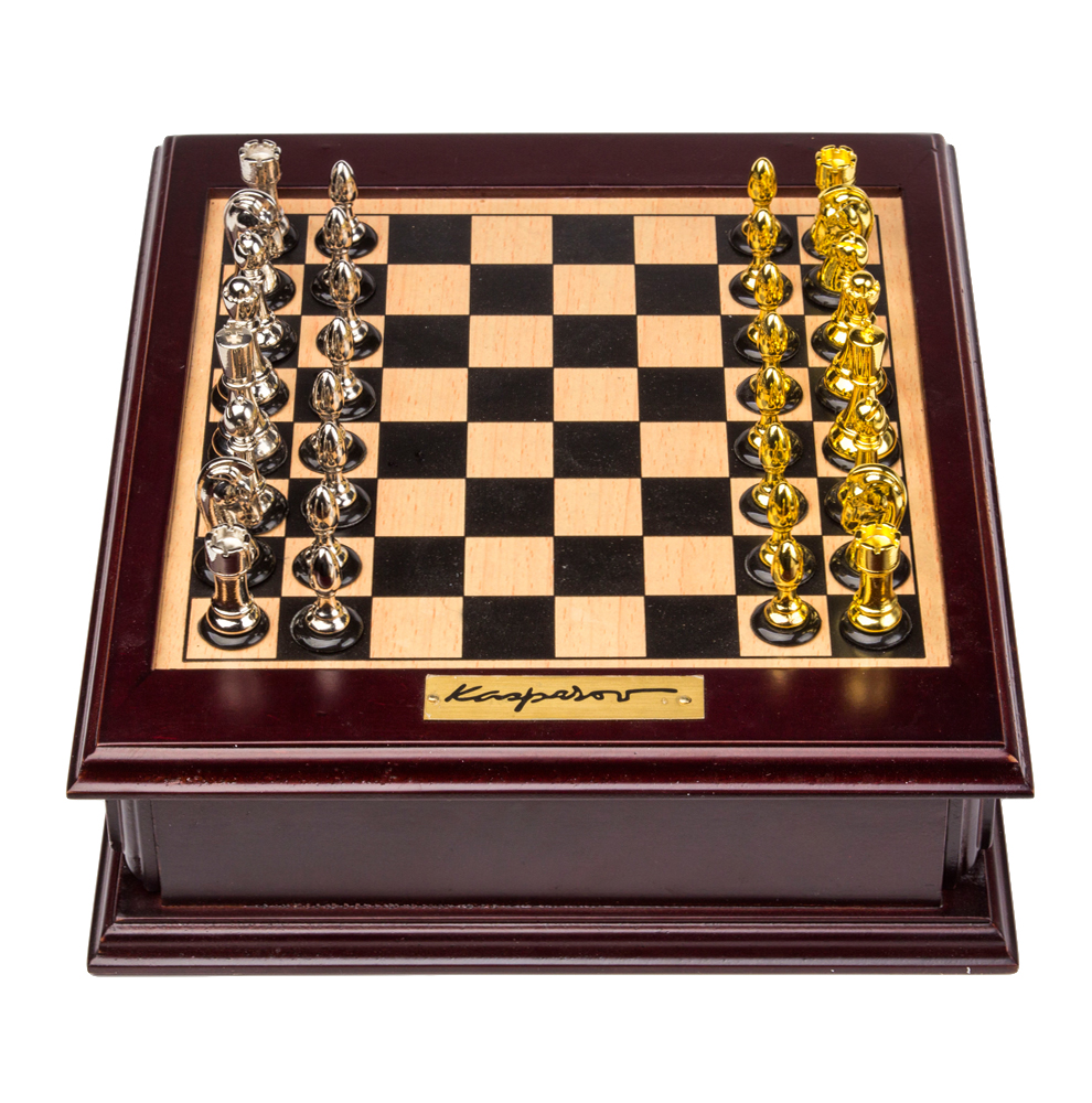 Купить шахматы рф. Шахматы "Каспаров" на магнитах арт. Magk002st, размер 30x30 см. Шахматы деревянные Каспаров. Подарочные шахматы Каспаров. Красивая шахматная доска.