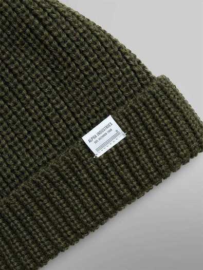Шапка Alpha Industries Essential Watch Cap, olive